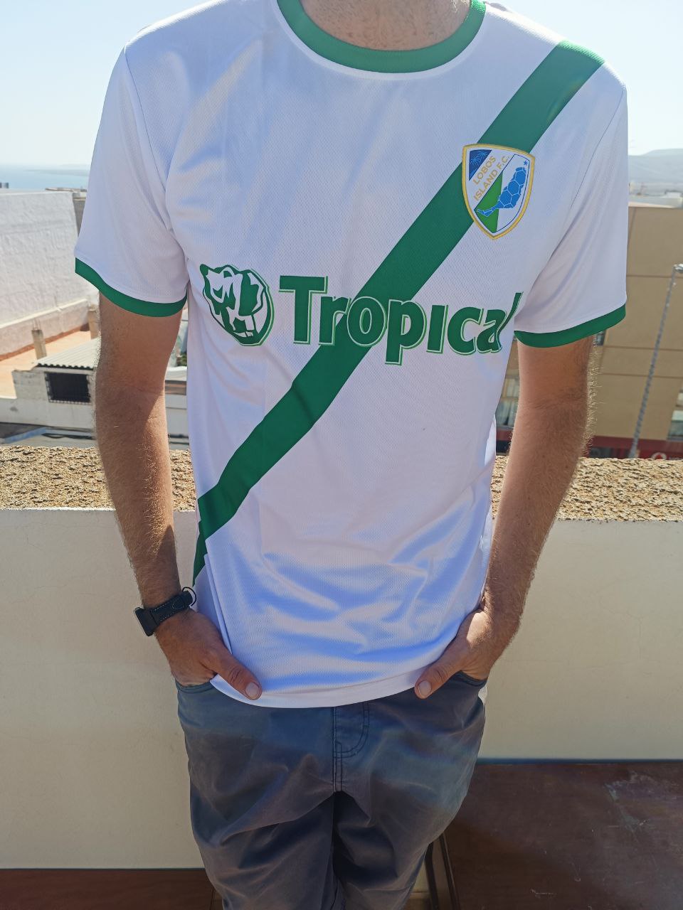 LA CAMISETA SORPRESA