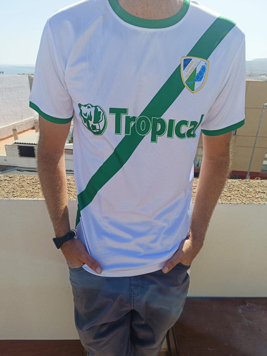⚽ Camiseta “Primera Equipación” – Fresca, Versátil y Perfecta para Festivales