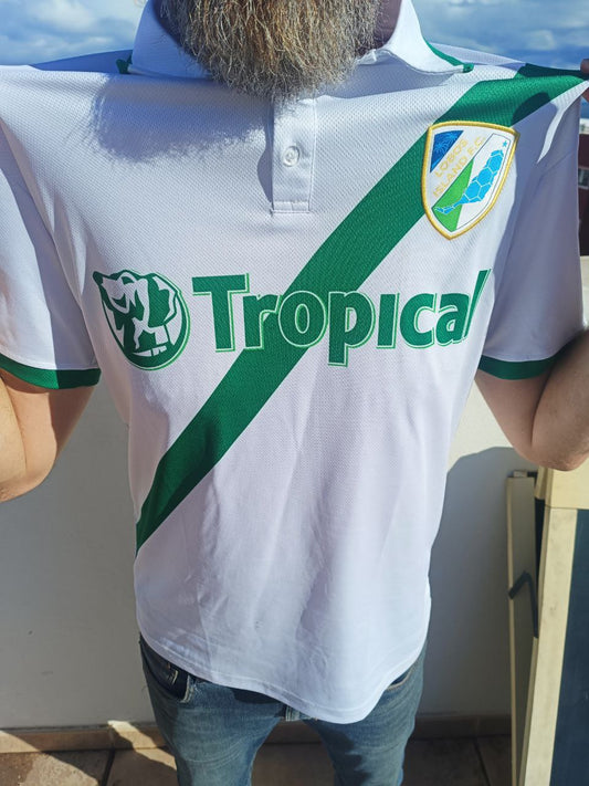 Camiseta Bordada "Lobo Trabajador" – Futbolera, Canalla y Elegante